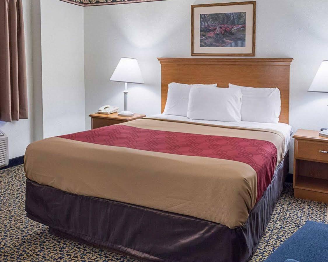 Gateway Inn 坦普尔顿 外观 照片