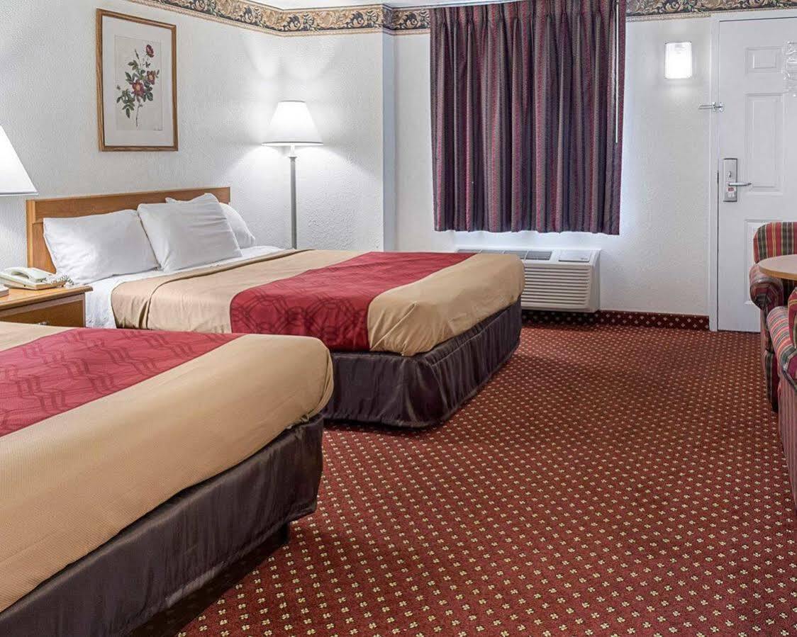 Gateway Inn 坦普尔顿 外观 照片