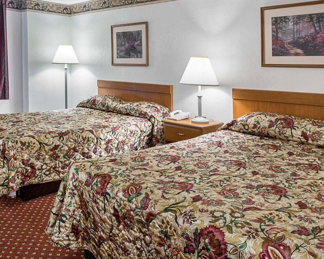 Gateway Inn 坦普尔顿 外观 照片
